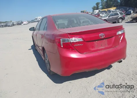 2012 Toyota Camry Se z USA, uszkodzony, nr VIN 4T1BF1FK3CU525083